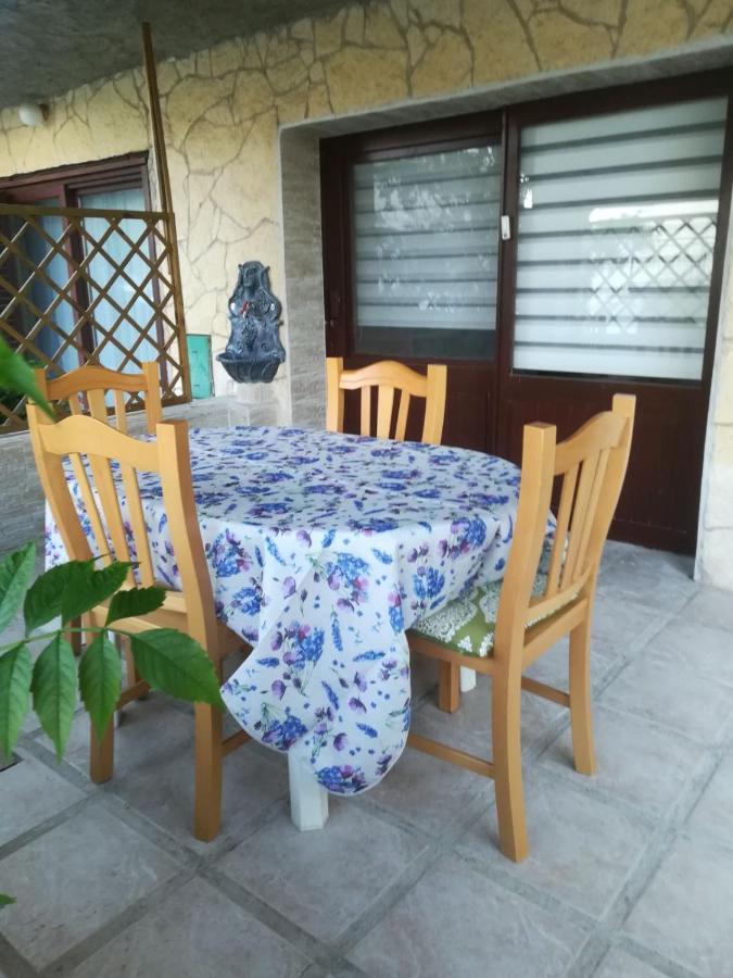 Studio Apartment Posavec Premantura Buitenkant foto